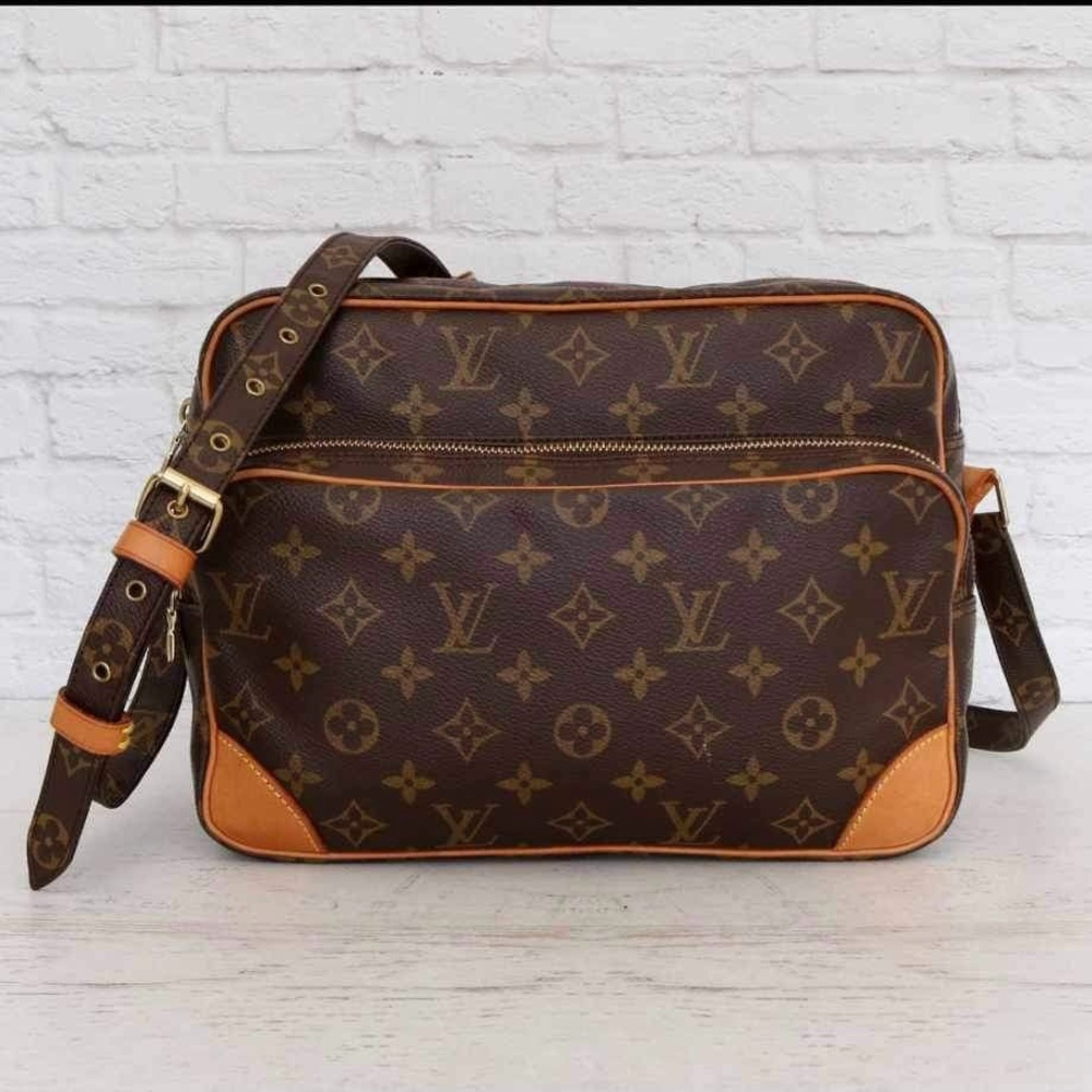 Louis Vuitton Nile Crossbody Bag